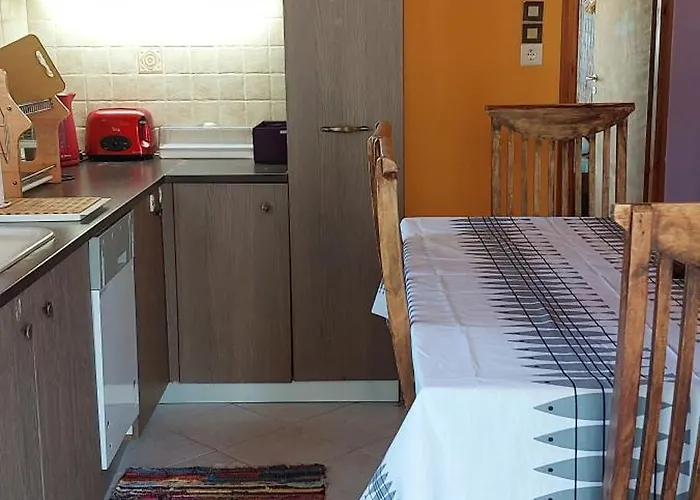 Cute House With Mountain Views Katsaros (Elis)