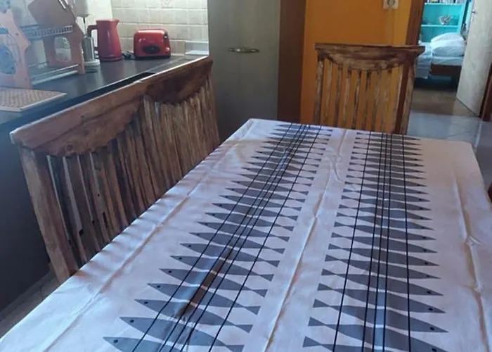 Cute House With Mountain Views * Katsaros (Elis)