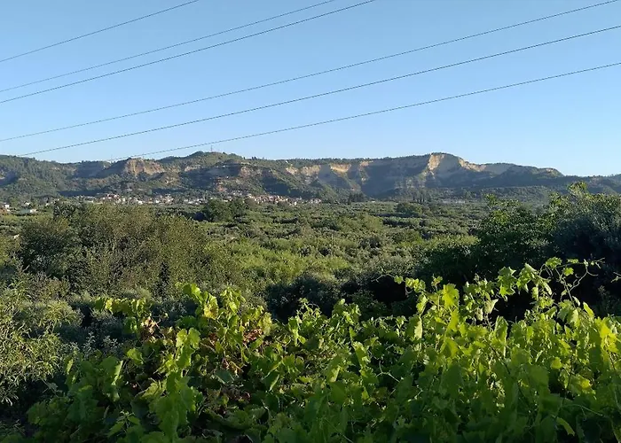 Cute House With Mountain Views Σπίτι διακοπών *